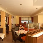 Glasererhaus Hotel 3*