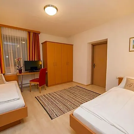 Hotel Glasererhaus 3*