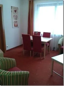 Glasererhaus 3*